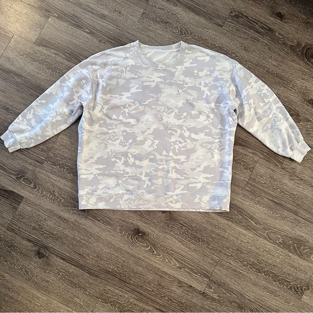 Lululemon Perfectly Oversized Crew Incognito Camo Alpine White Multi